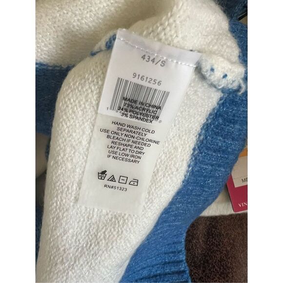 Vince Camuto Oversized Striped Vneck Sweater - Picture 4 of 7
